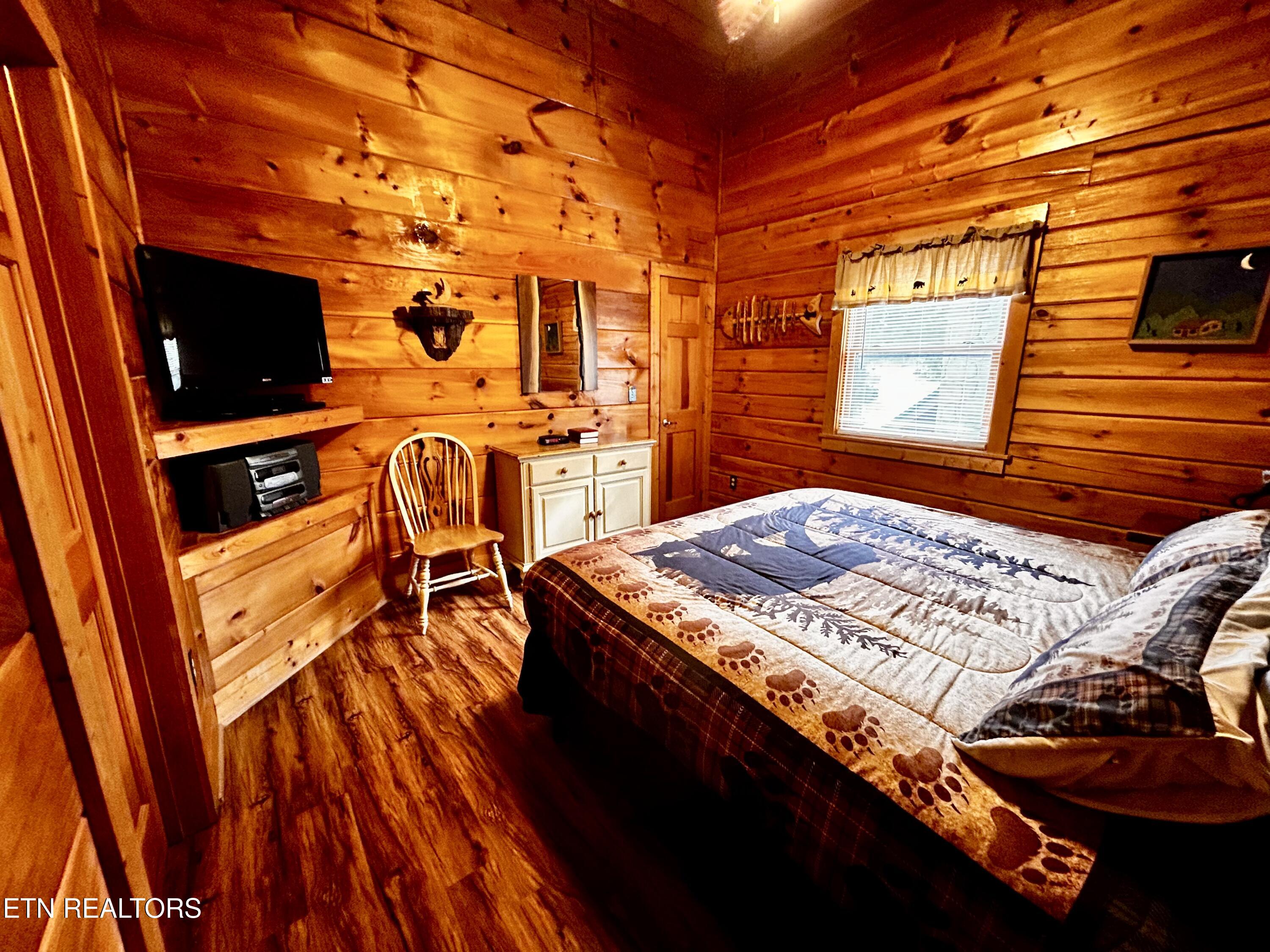 515 Chickasaw Gap Way Pigeon Forge TN 37863