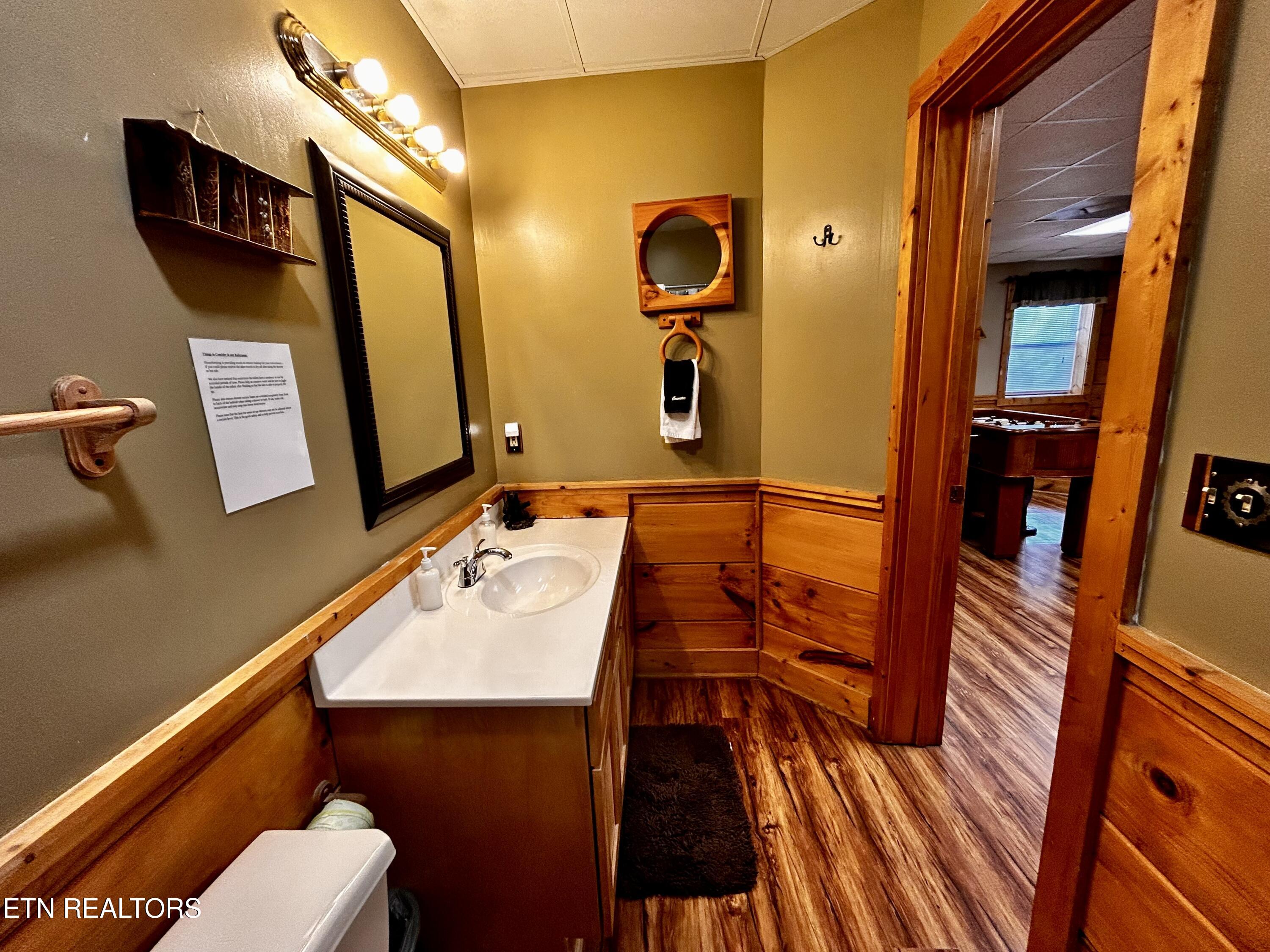515 Chickasaw Gap Way Pigeon Forge TN 37863