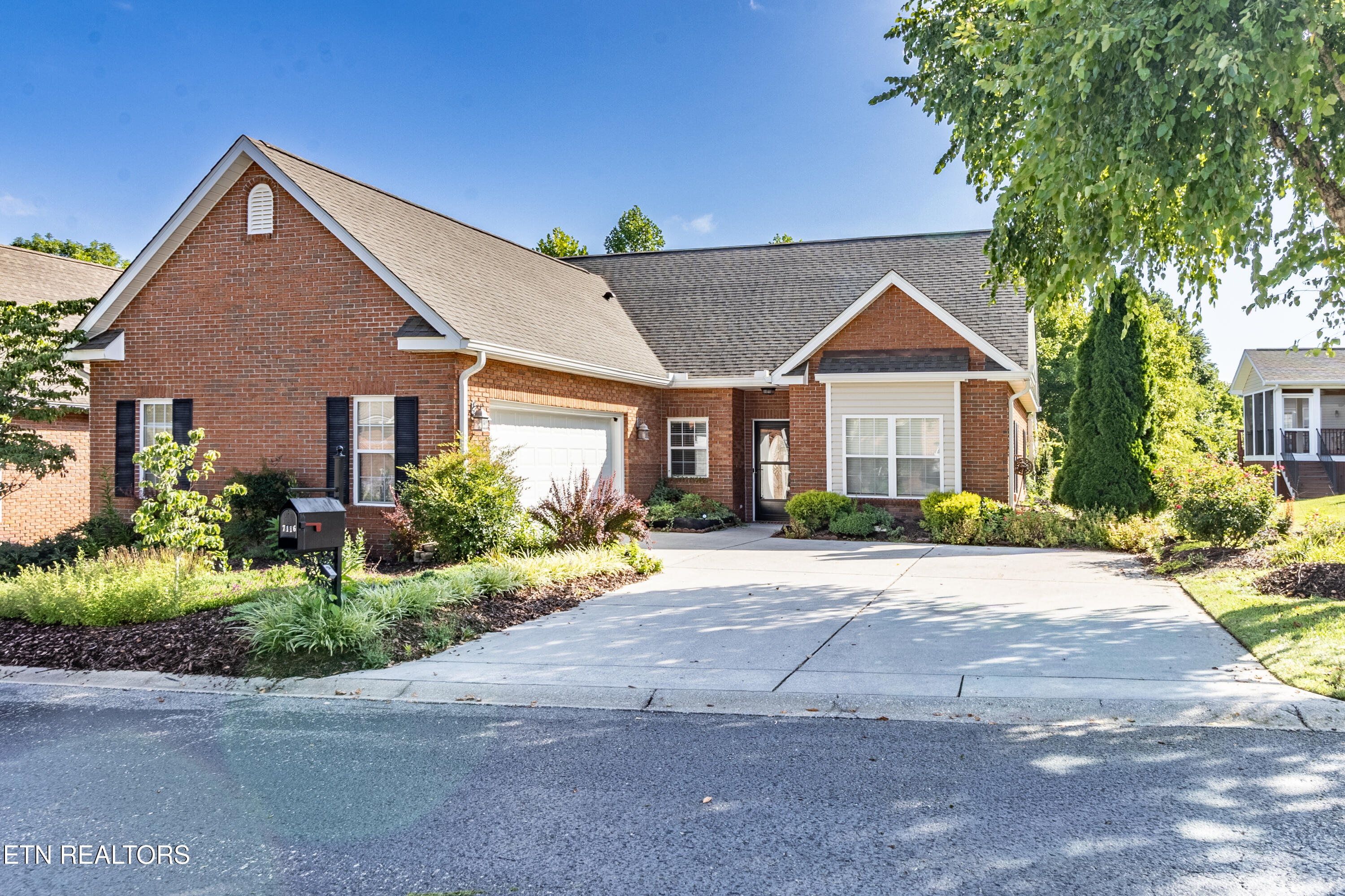 7116 Winter Oaks Way Knoxville TN 37918