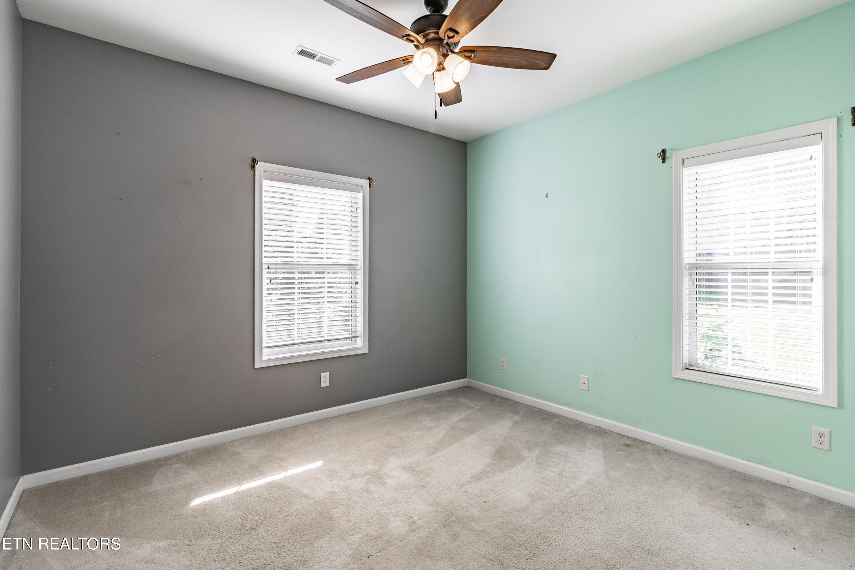 7116 Winter Oaks Way Knoxville TN 37918