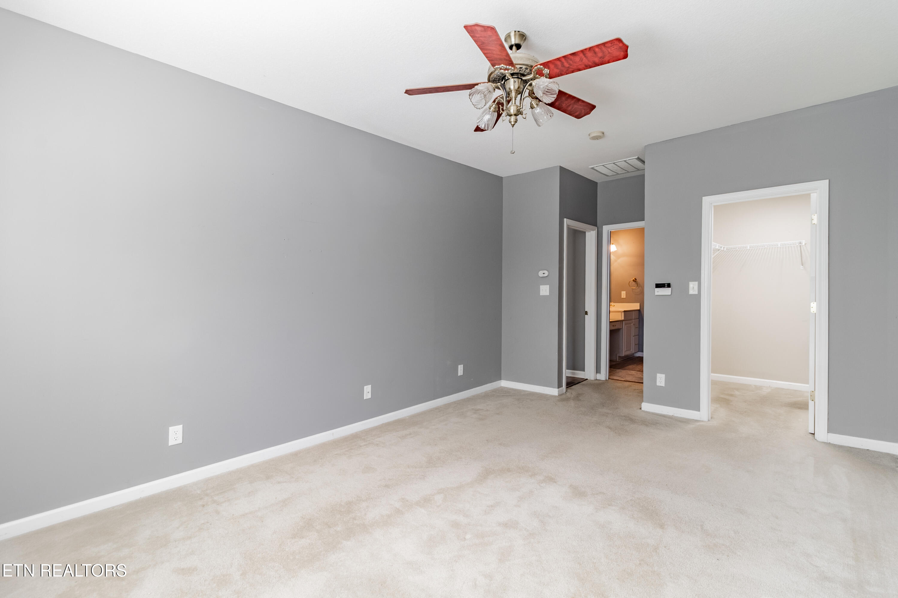 7116 Winter Oaks Way Knoxville TN 37918