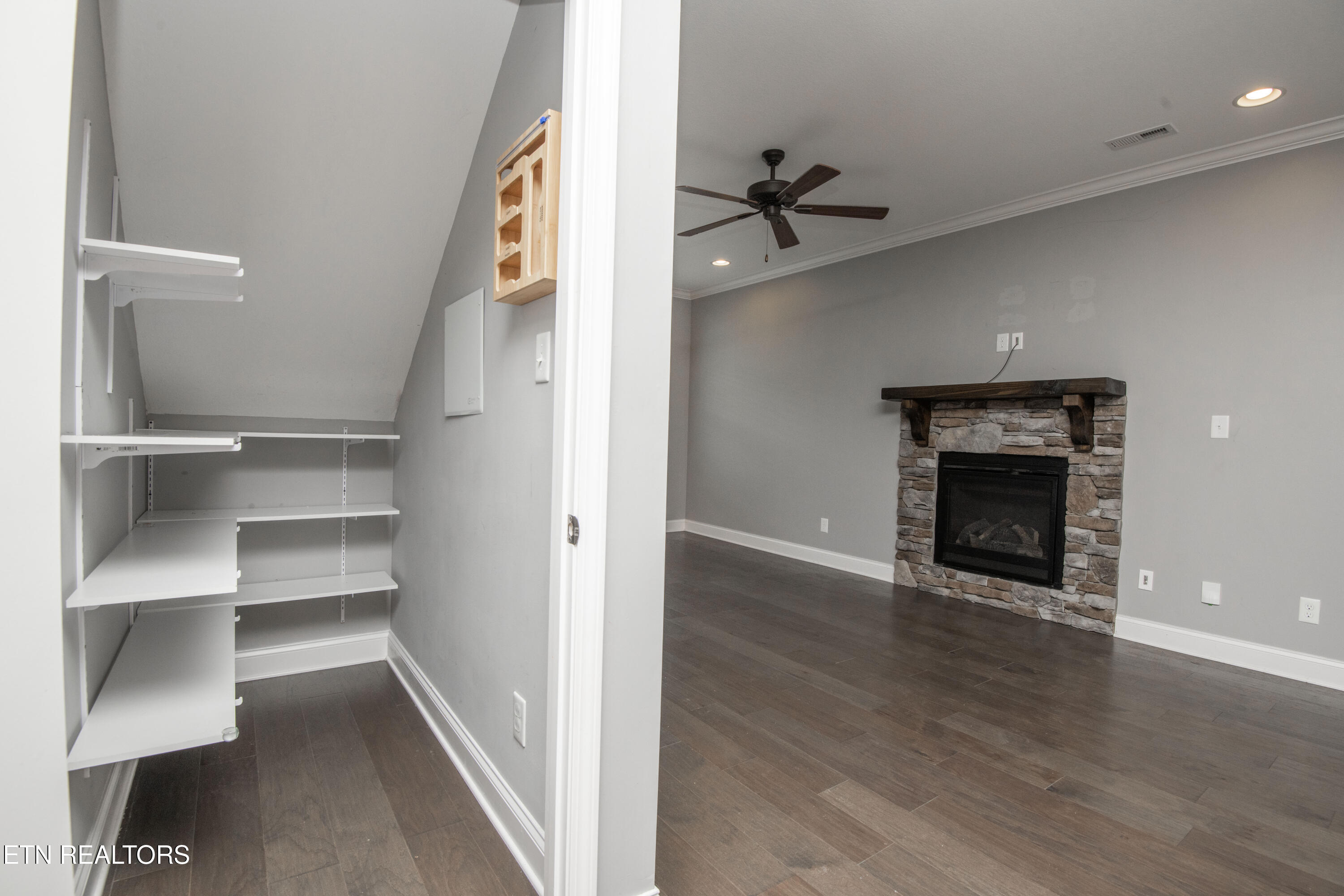 2927 Cardiff Castle Lane Knoxville TN 37931