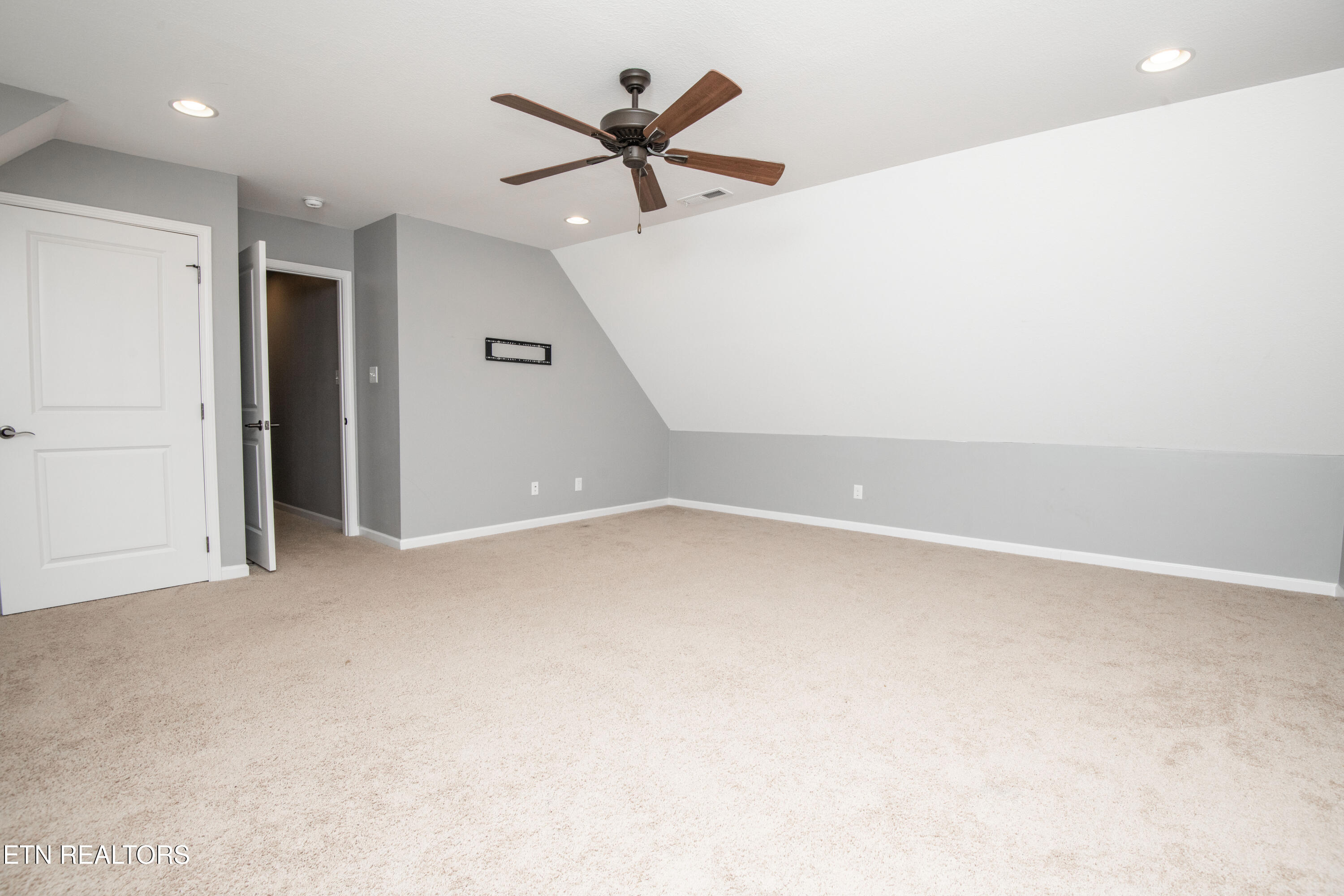 2927 Cardiff Castle Lane Knoxville TN 37931