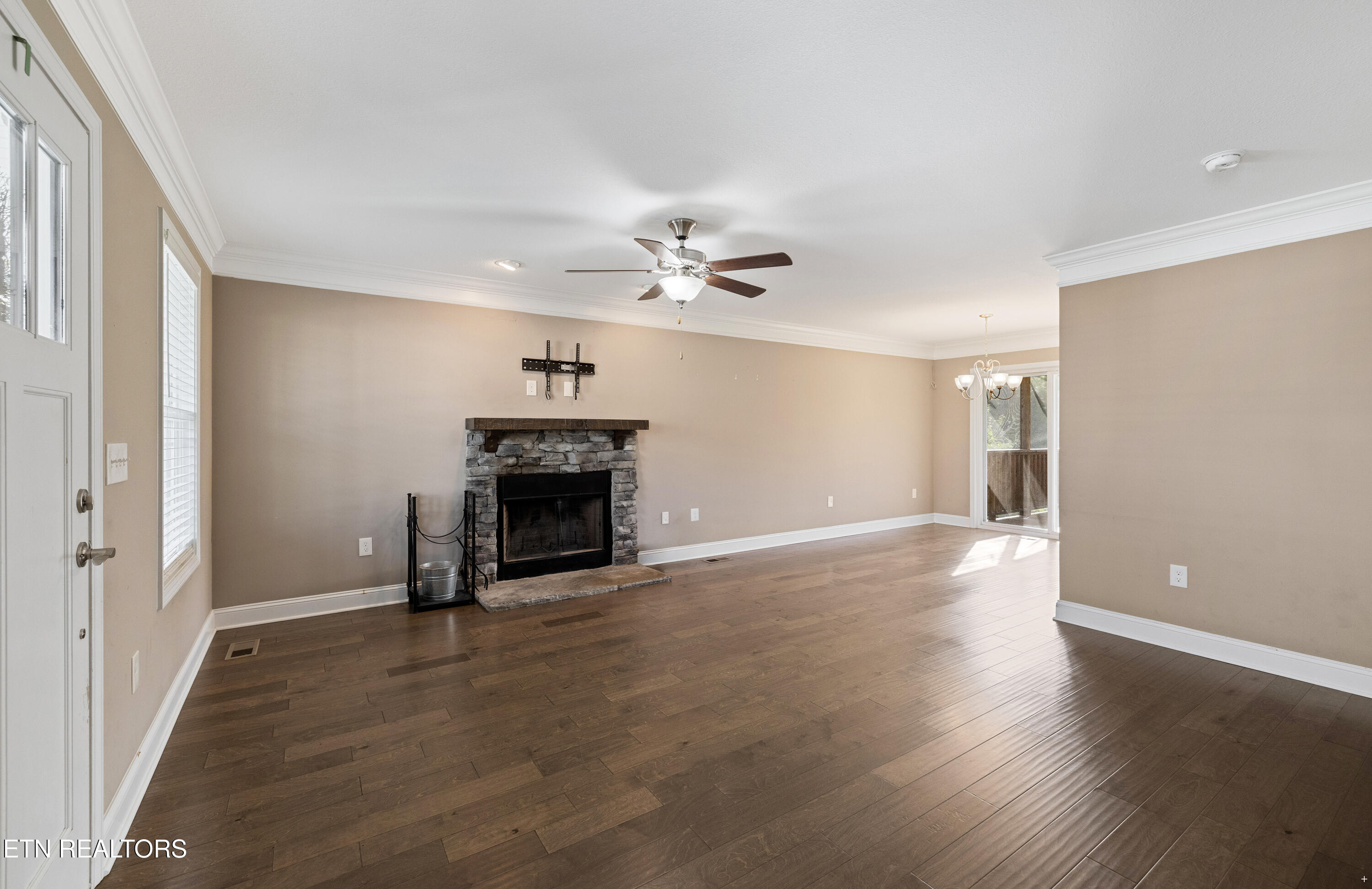 298 Twilight Boulevard Sharps Chapel TN 37866