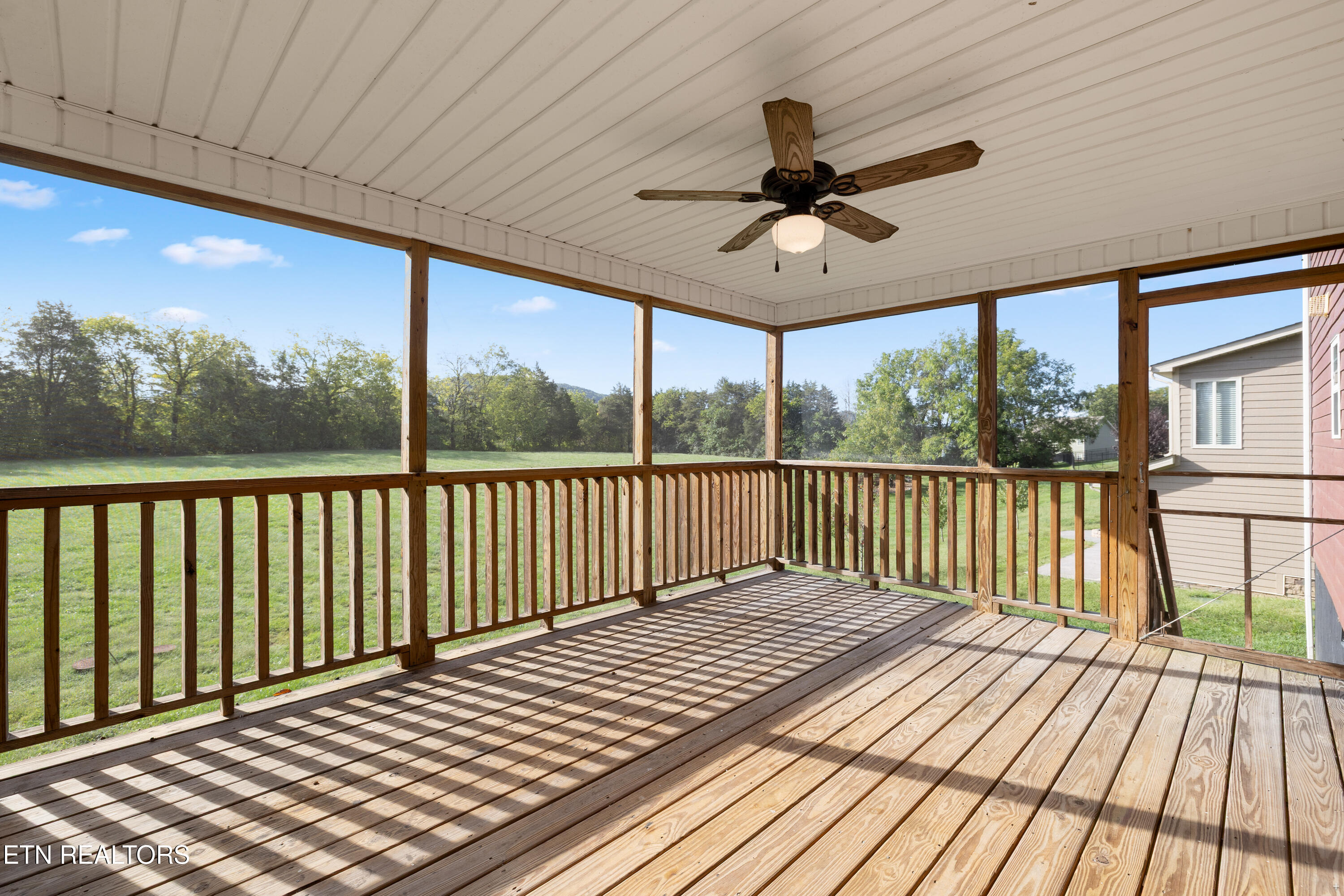 298 Twilight Boulevard Sharps Chapel TN 37866
