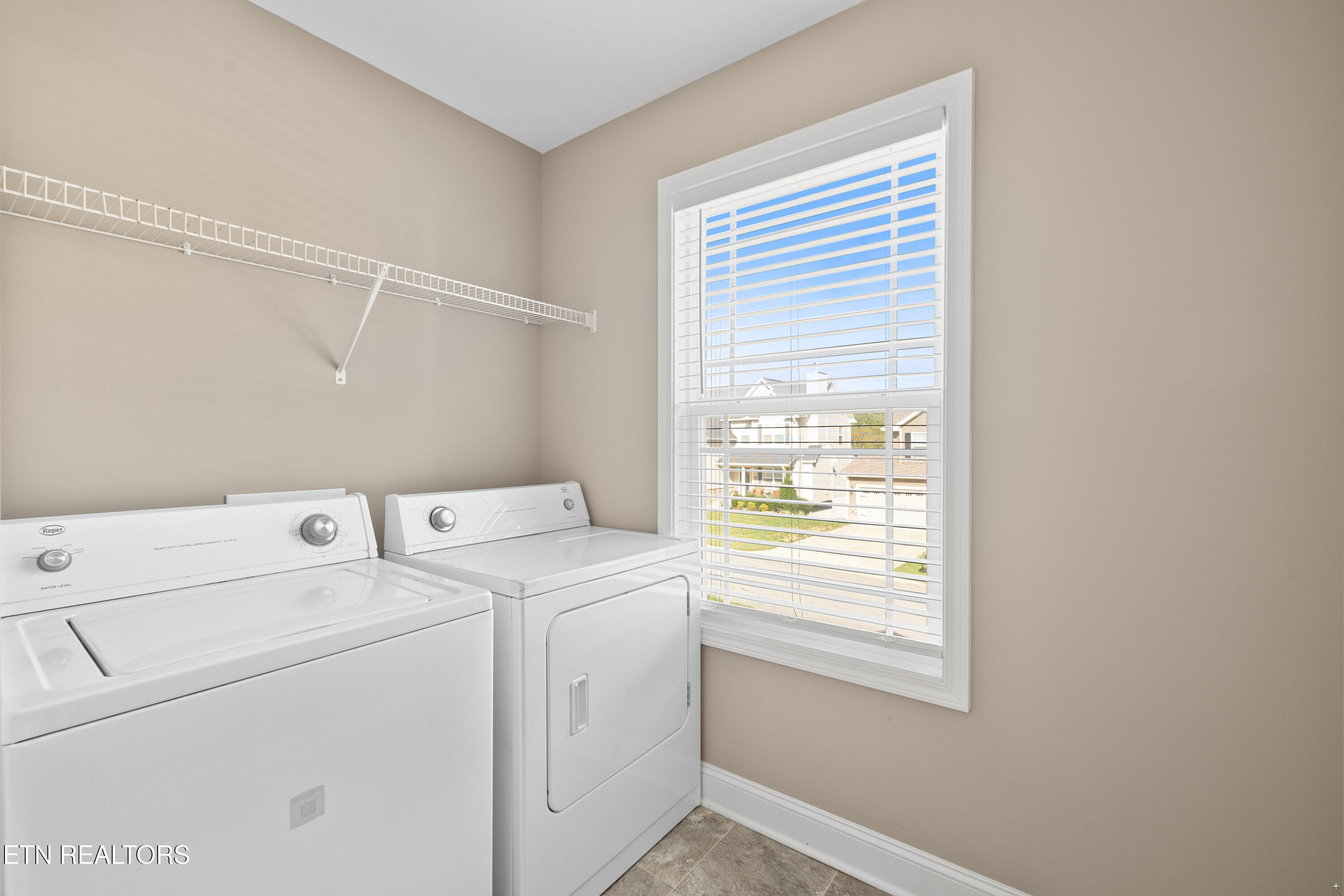 298 Twilight Boulevard Sharps Chapel TN 37866
