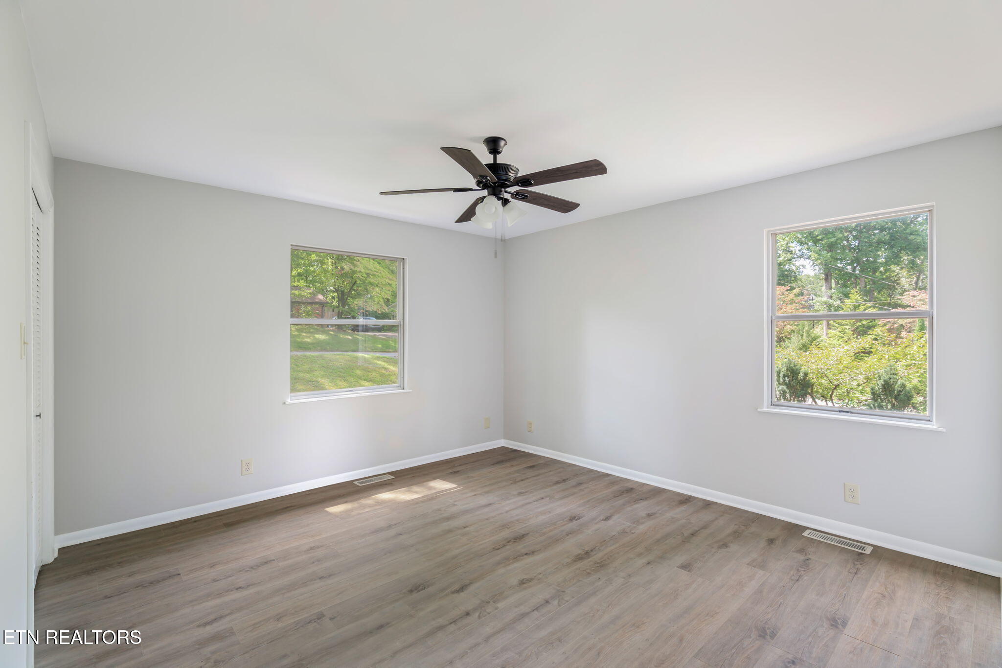 1070 W Outer Drive Oak Ridge TN 37830
