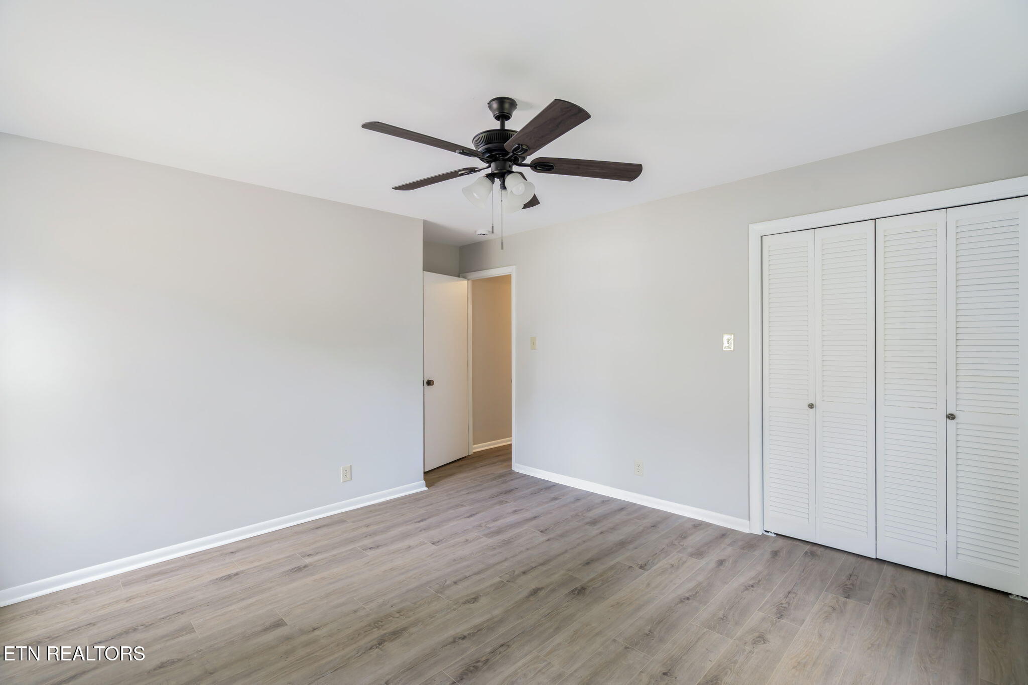 1070 W Outer Drive Oak Ridge TN 37830