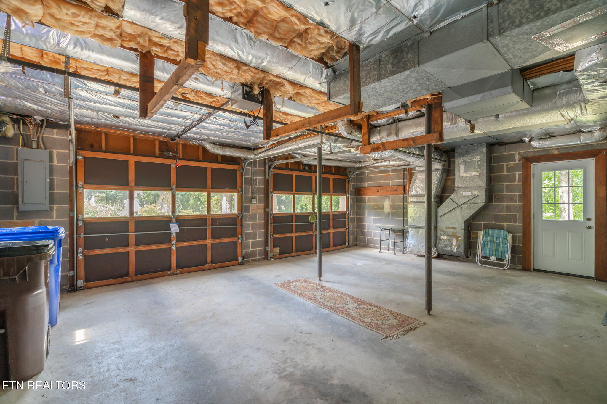 1070 W Outer Drive Oak Ridge TN 37830