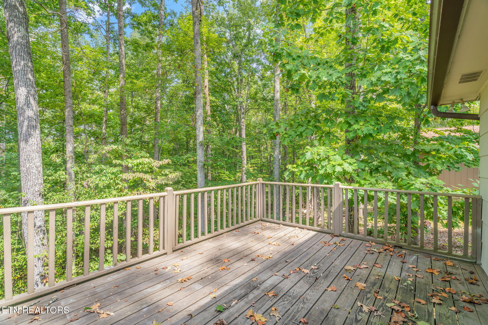 1070 W Outer Drive Oak Ridge TN 37830