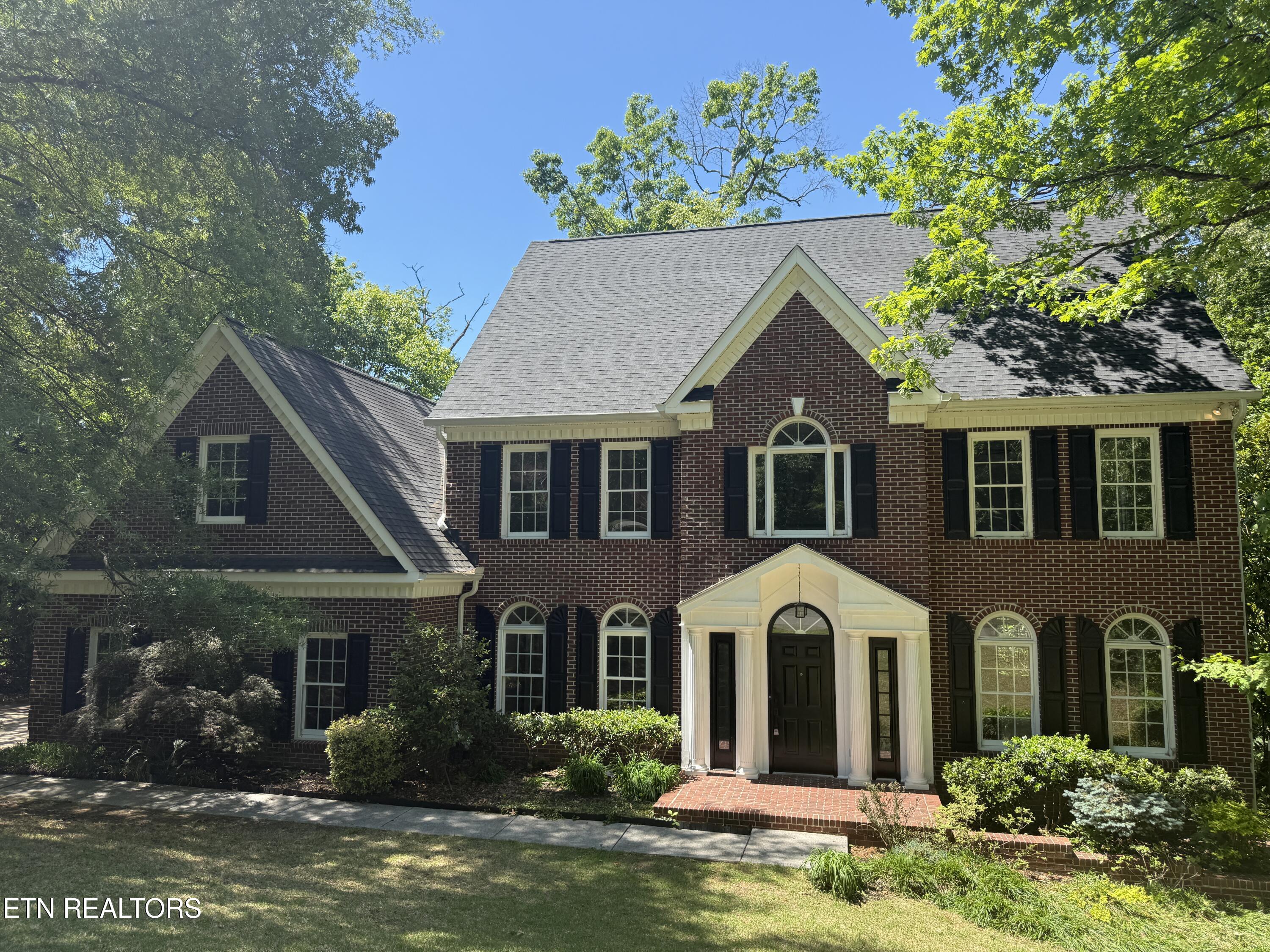 48 Rivers Run Way Oak Ridge TN 37830