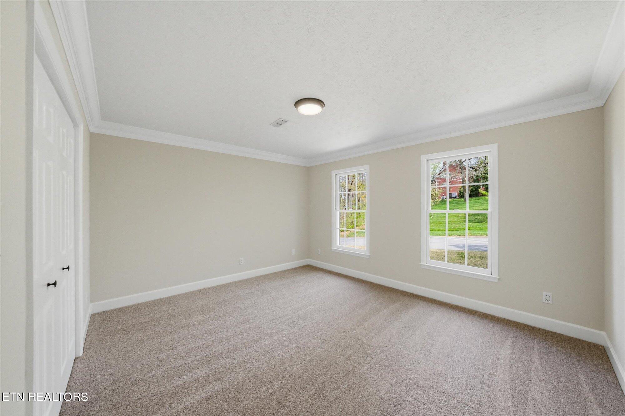 48 Rivers Run Way Oak Ridge TN 37830
