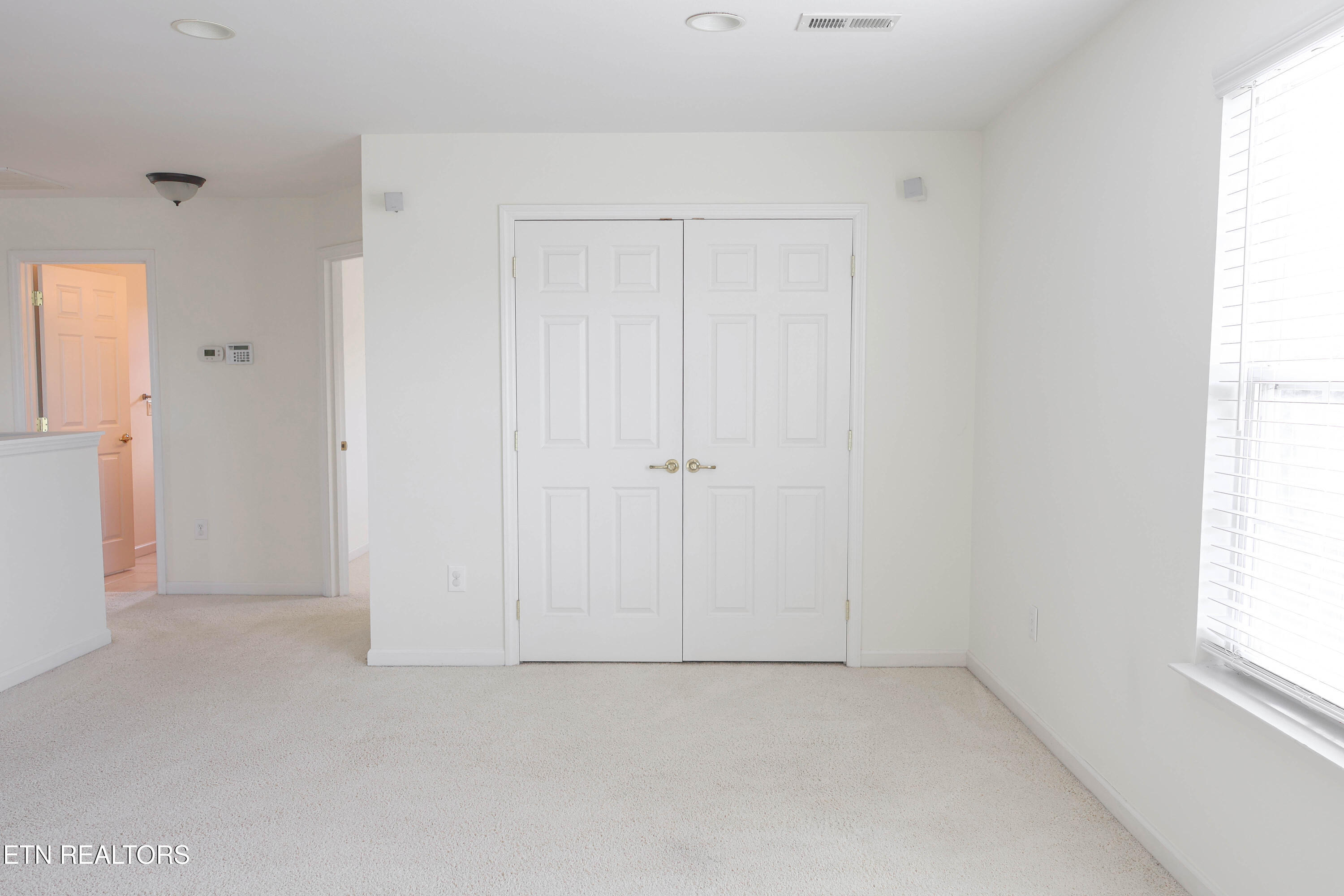 101 Willowcreek Boulevard Sweetwater TN 37874