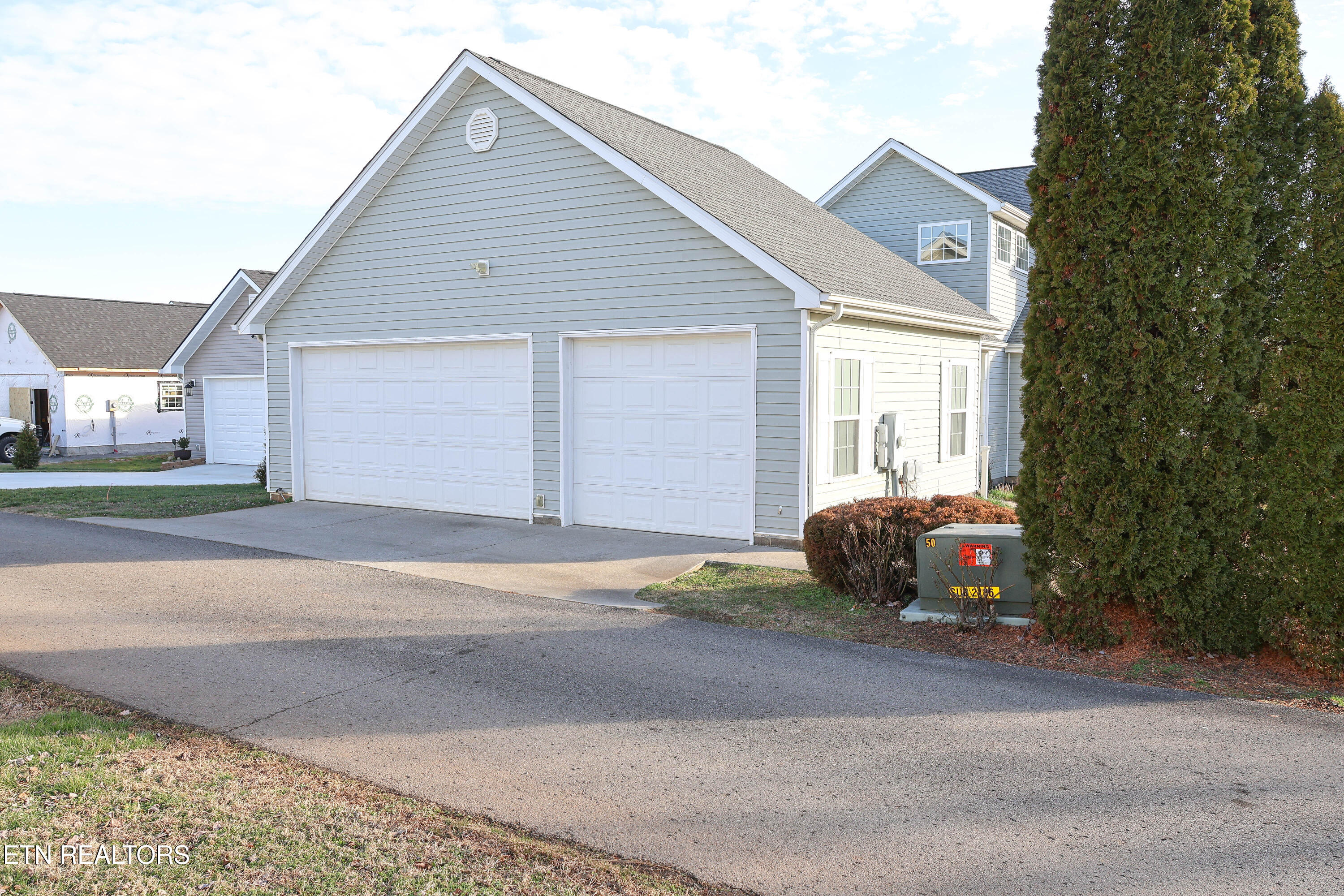 101 Willowcreek Boulevard Sweetwater TN 37874
