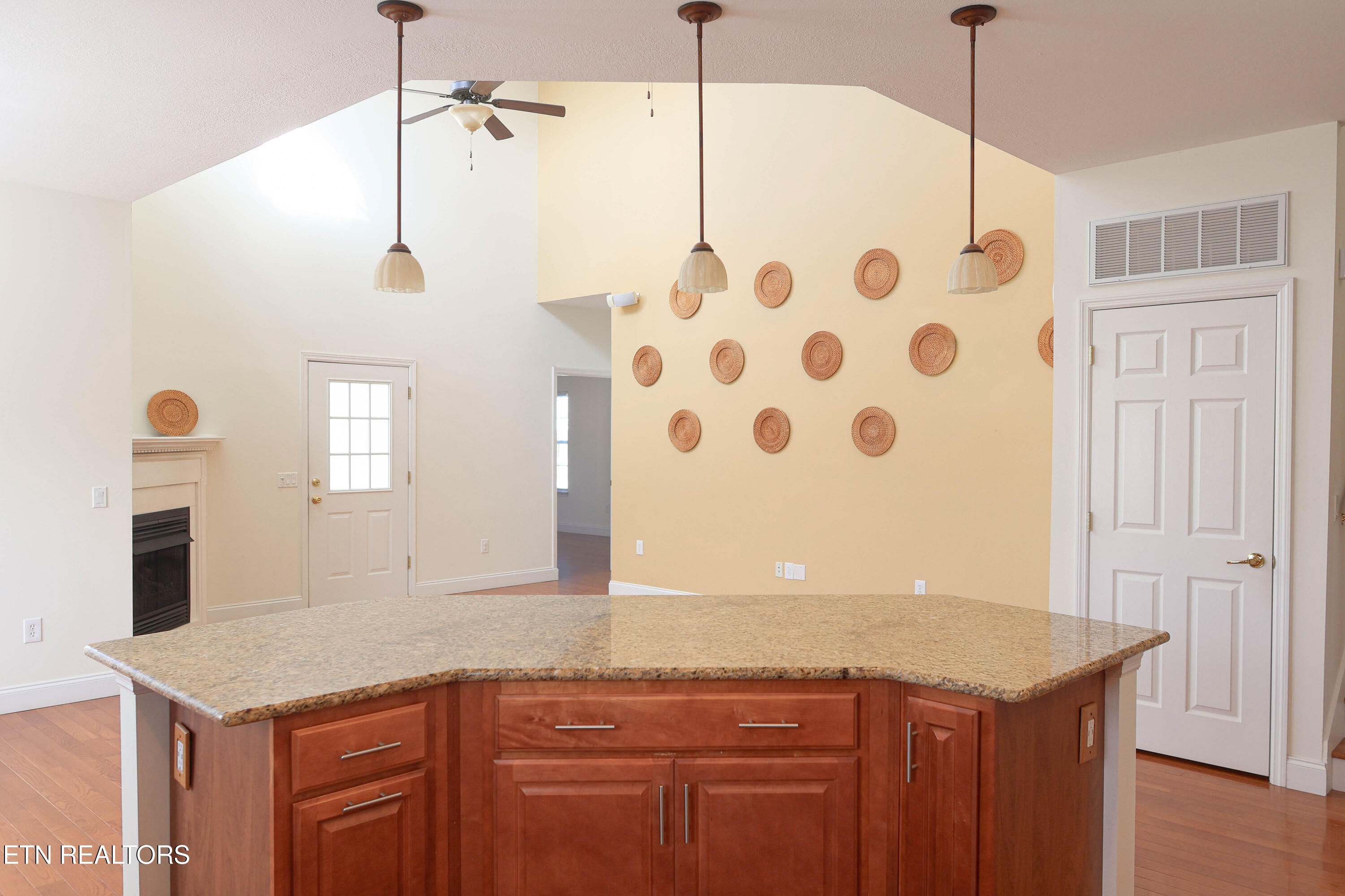 101 Willowcreek Boulevard Sweetwater TN 37874