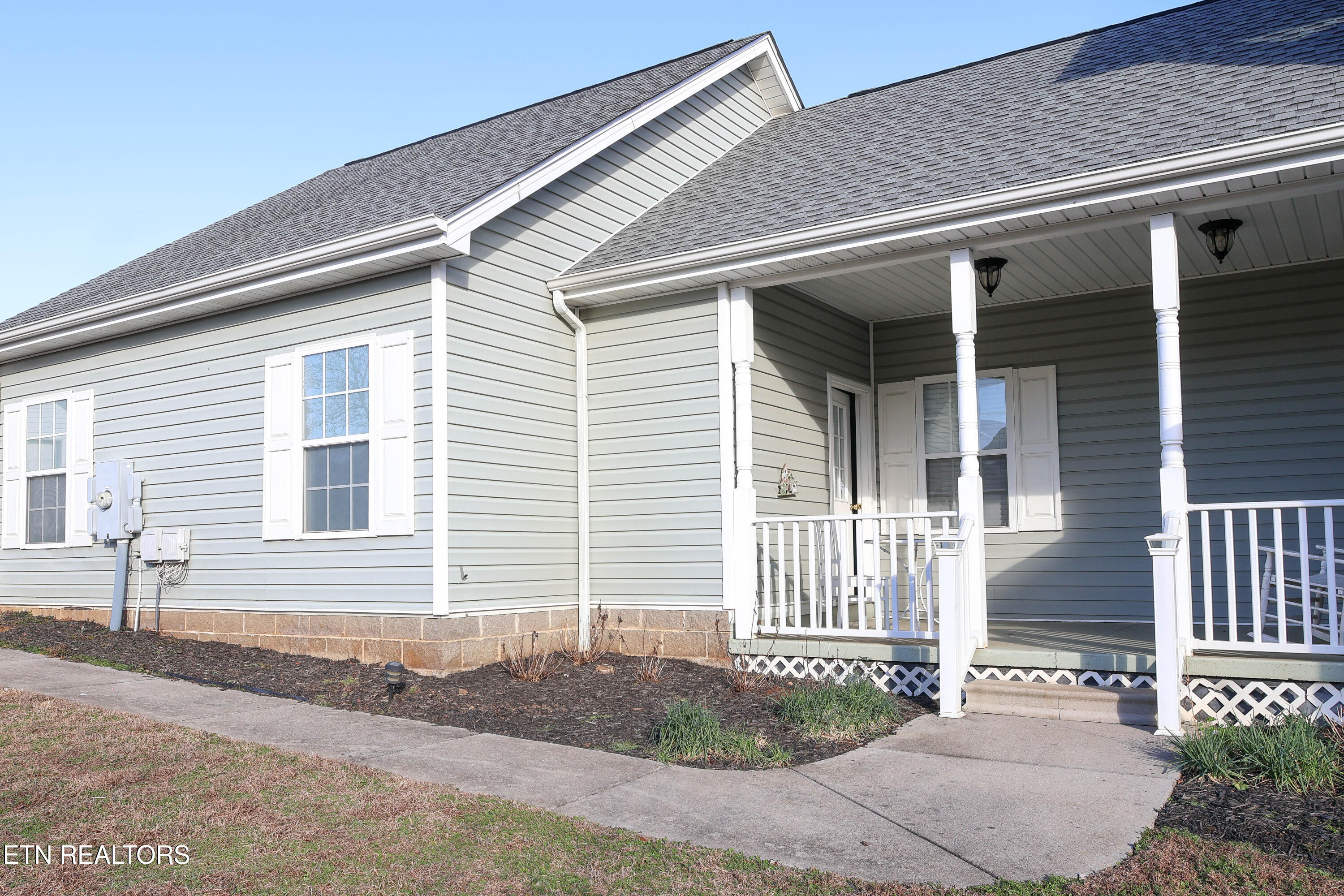 101 Willowcreek Boulevard Sweetwater TN 37874