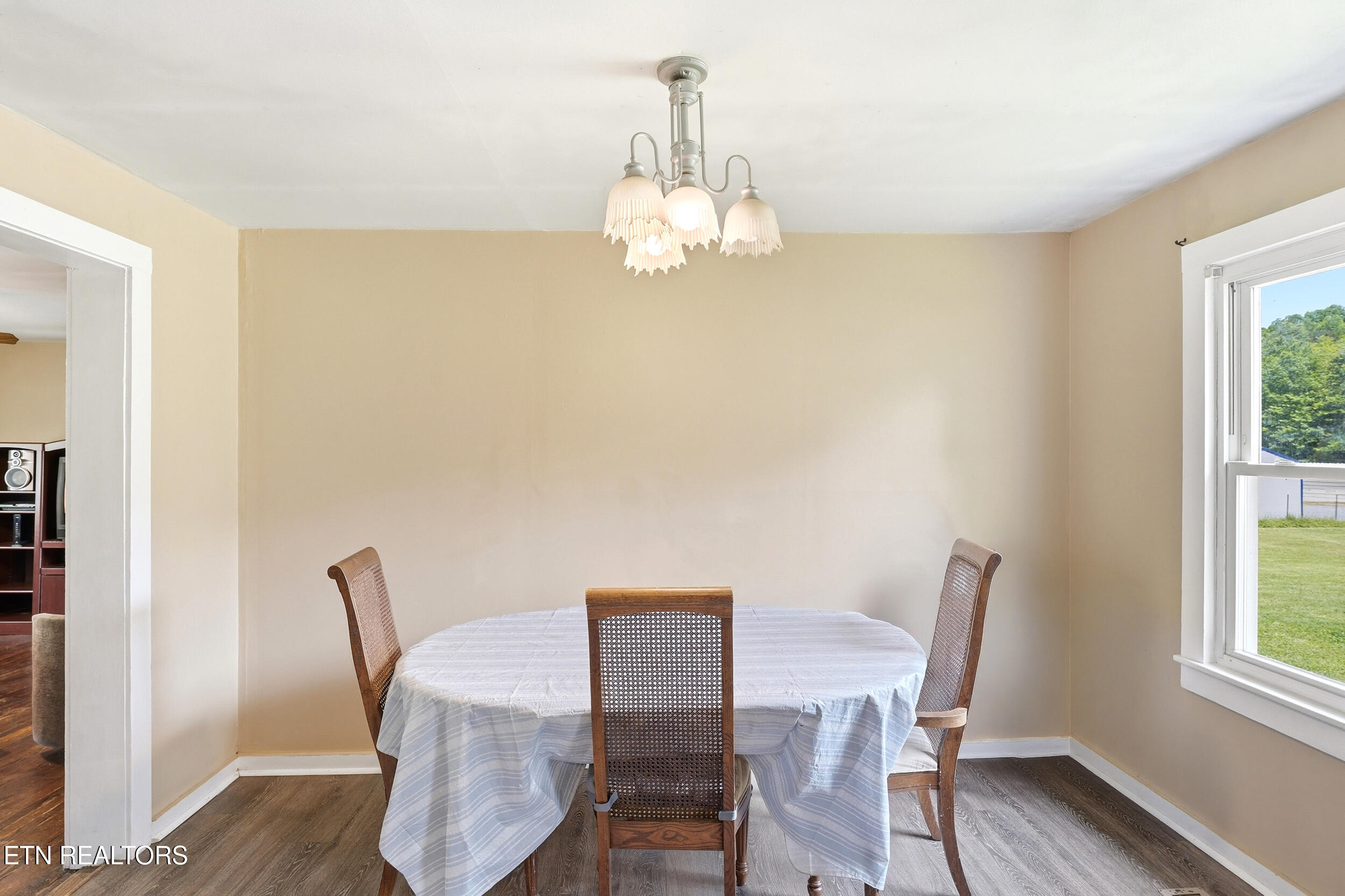 824 Oliver Springs Highway Clinton TN 37716