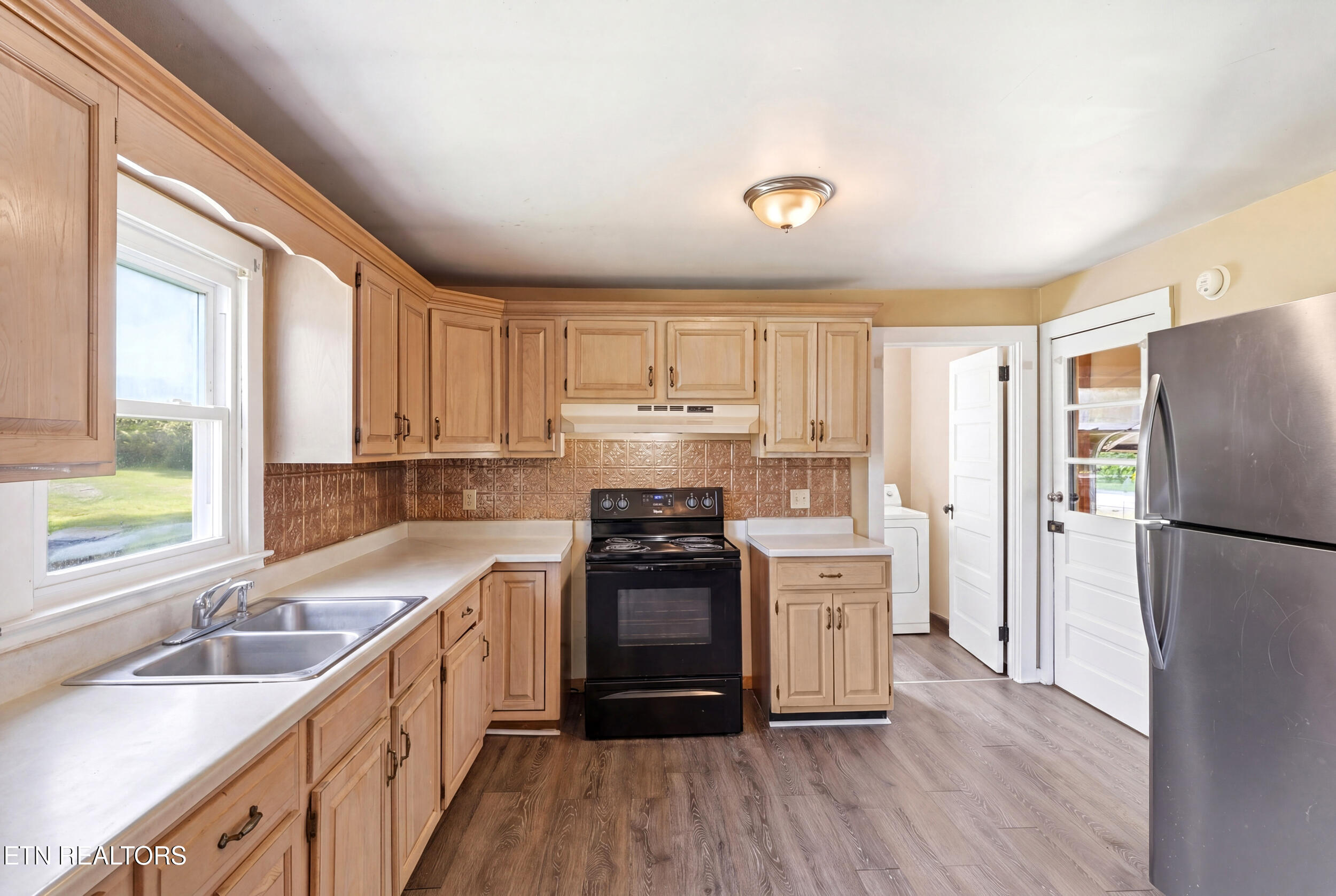 824 Oliver Springs Highway Clinton TN 37716