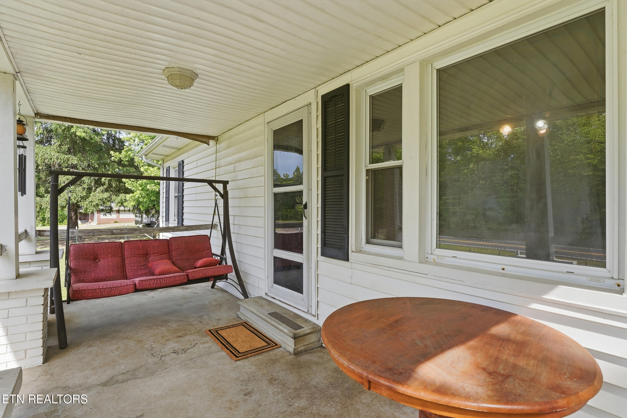 824 Oliver Springs Highway Clinton TN 37716