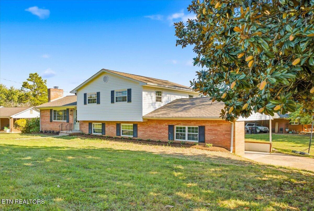 2320 Monterey Road Knoxville TN 37912