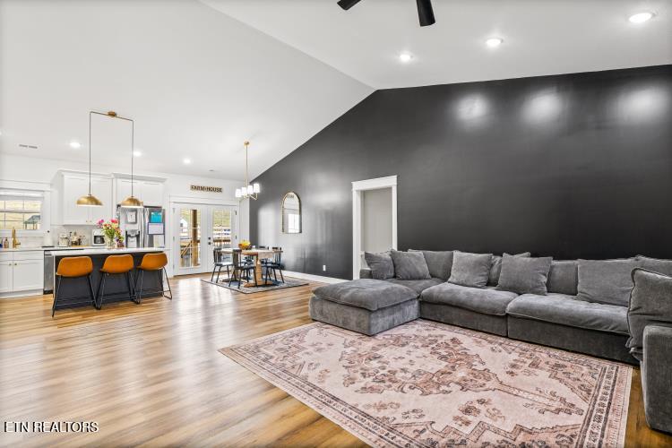 170 Wolf Hollow Lane Jacksboro TN 37757