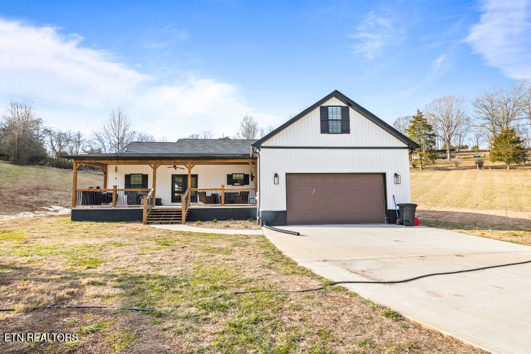 170 Wolf Hollow Lane Jacksboro TN 37757