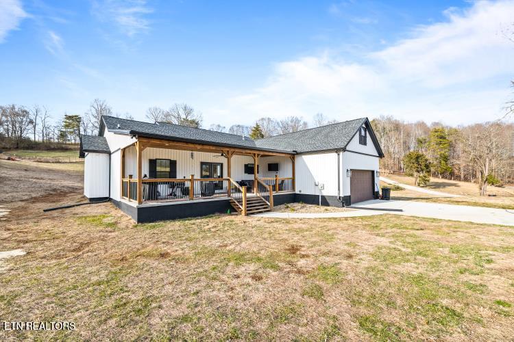 170 Wolf Hollow Lane Jacksboro TN 37757