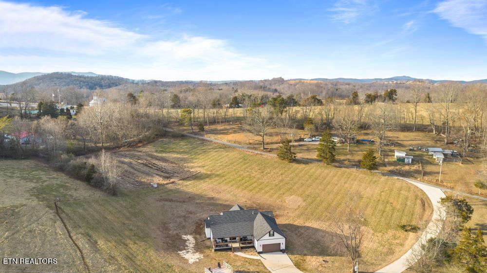 170 Wolf Hollow Lane Jacksboro TN 37757