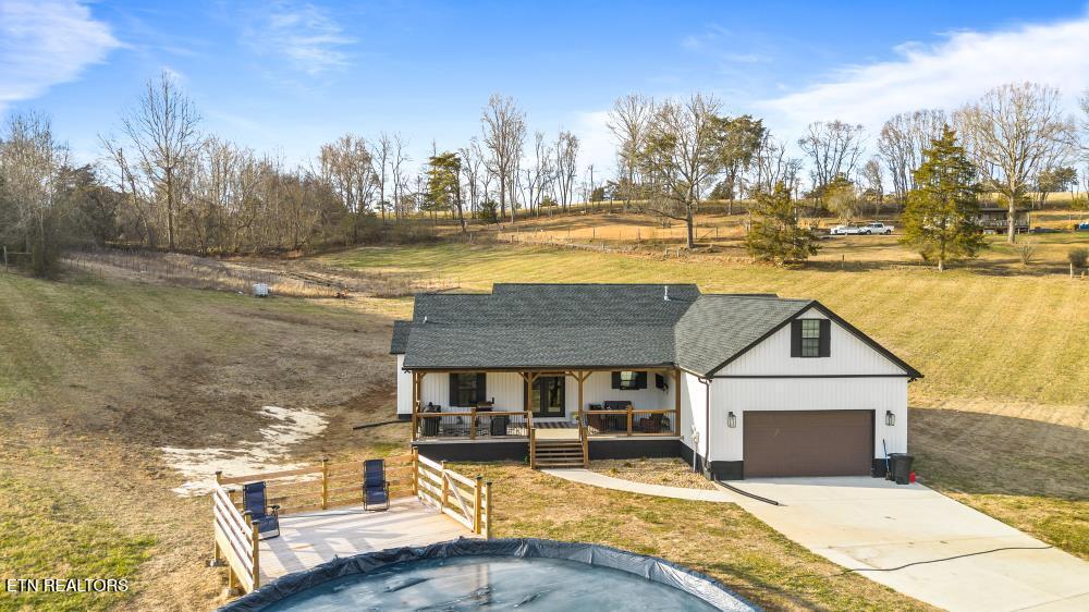 170 Wolf Hollow Lane Jacksboro TN 37757
