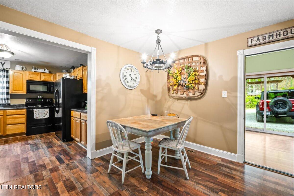 951 Knoxville Hollow Road Lafollette TN 37766