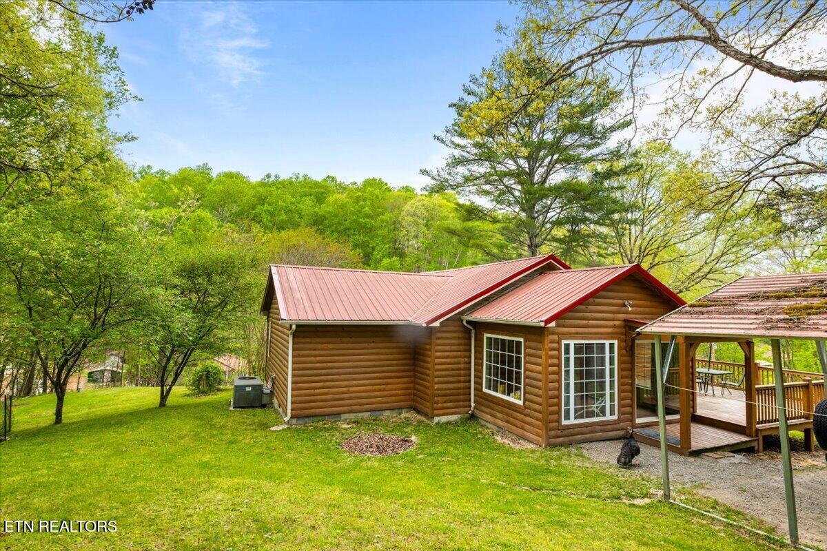 951 Knoxville Hollow Road Lafollette TN 37766