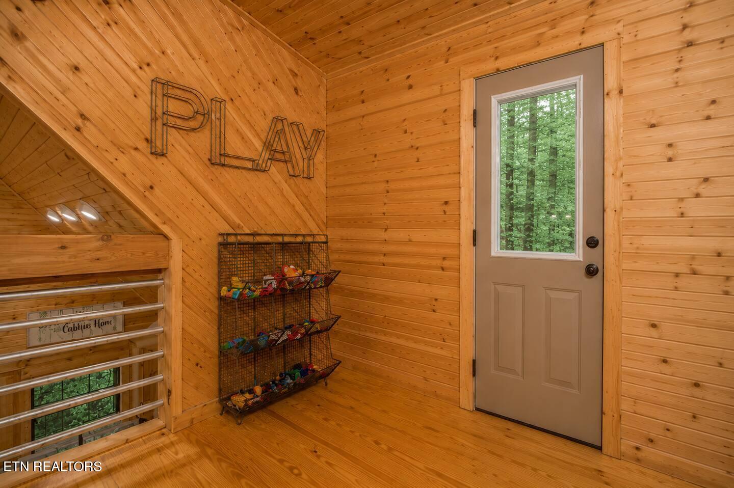 1218 N Baden Drive Gatlinburg TN 37738