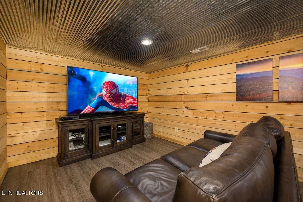 1218 N Baden Drive Gatlinburg TN 37738