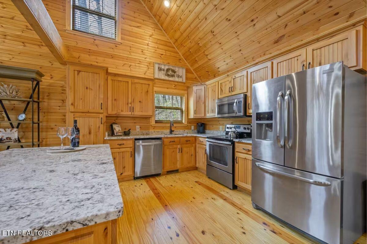 1218 N Baden Drive Gatlinburg TN 37738