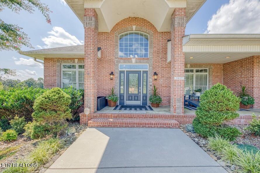 3817 Compass Pointe Drive Louisville TN 37777