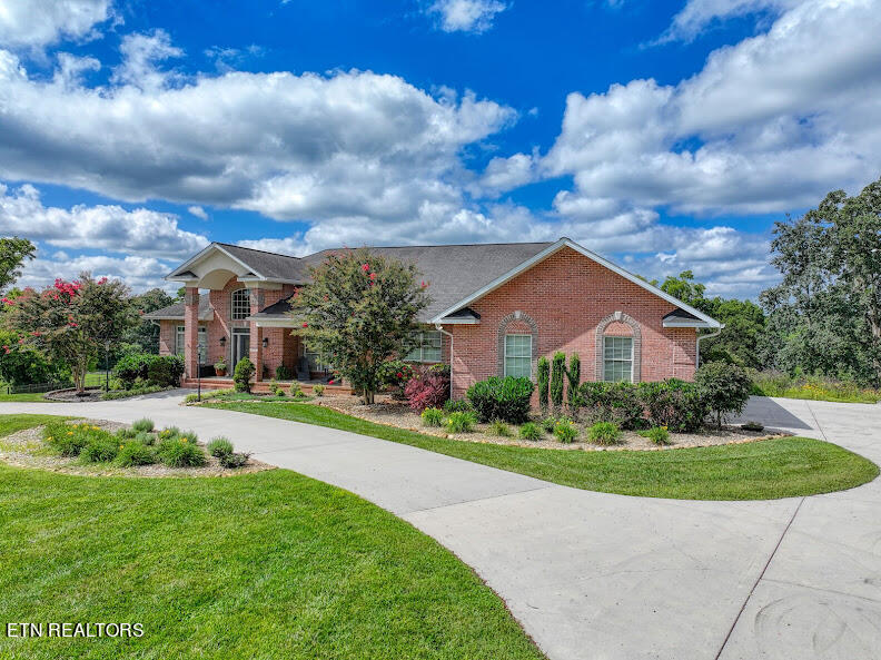 3817 Compass Pointe Drive Louisville TN 37777