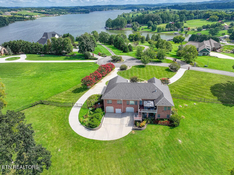 3817 Compass Pointe Drive Louisville TN 37777