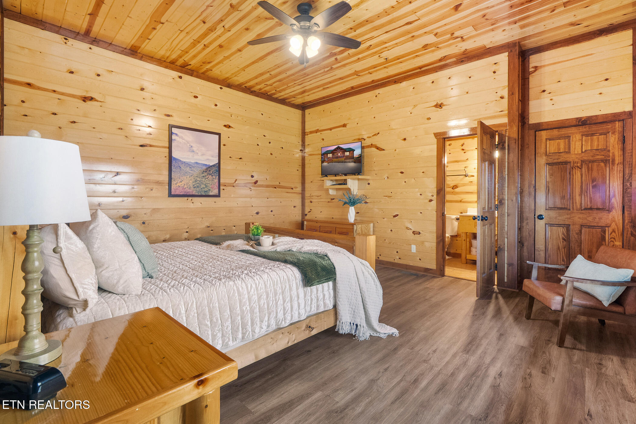 3710 Tilda Hilltop Way Sevierville TN 37862