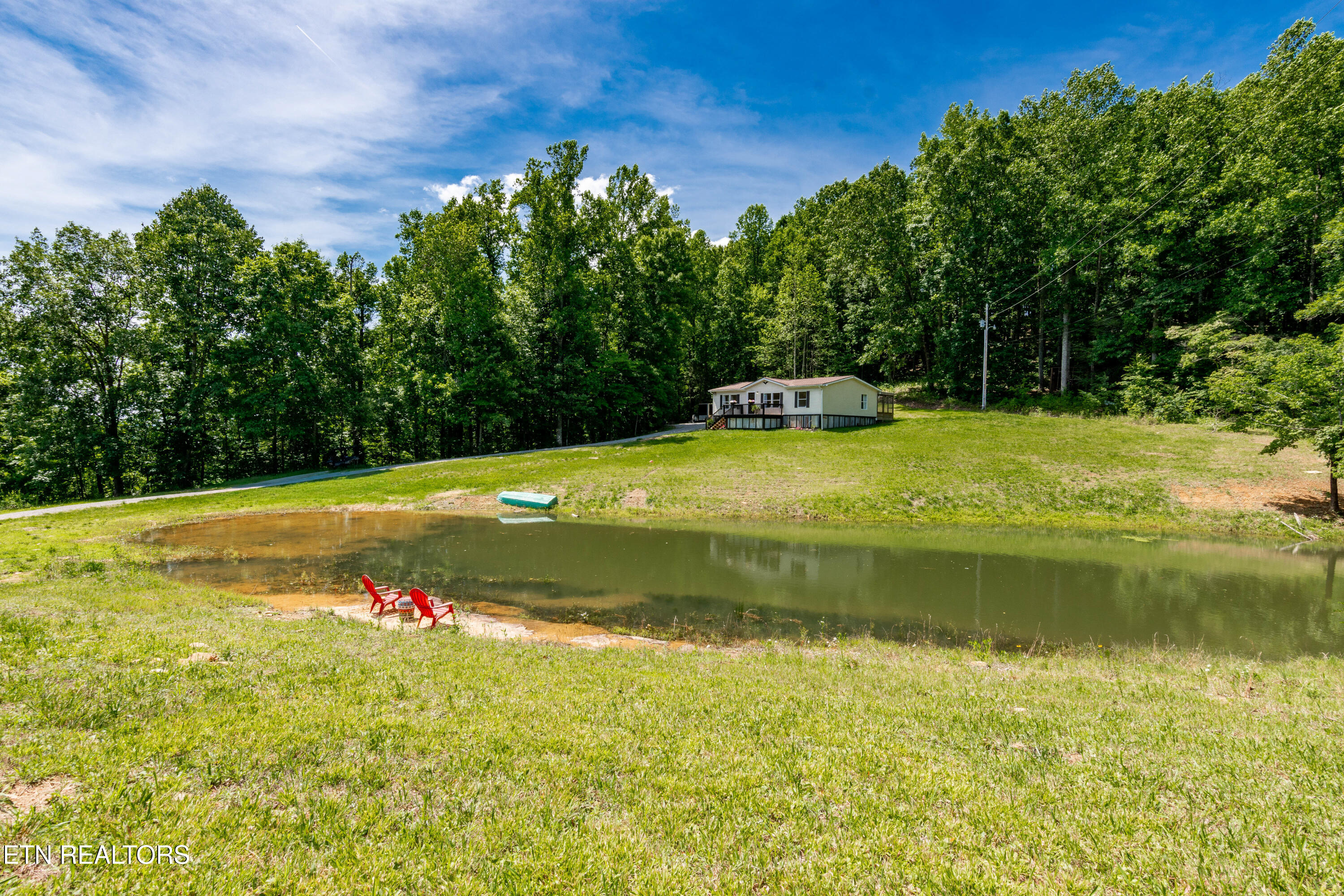 2479 Shut In Gap Road Spring City TN 37381