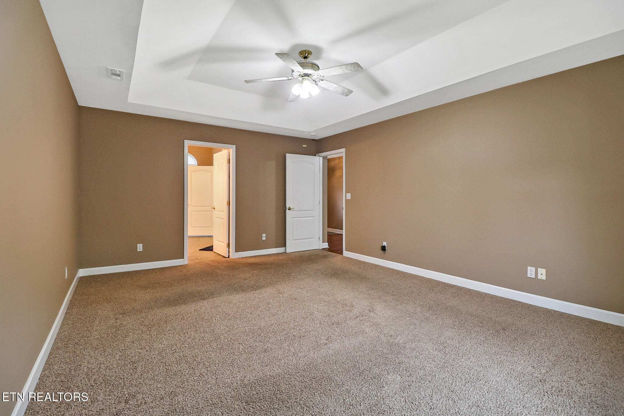 122 Twin Oaks Drive Rockwood TN 37854