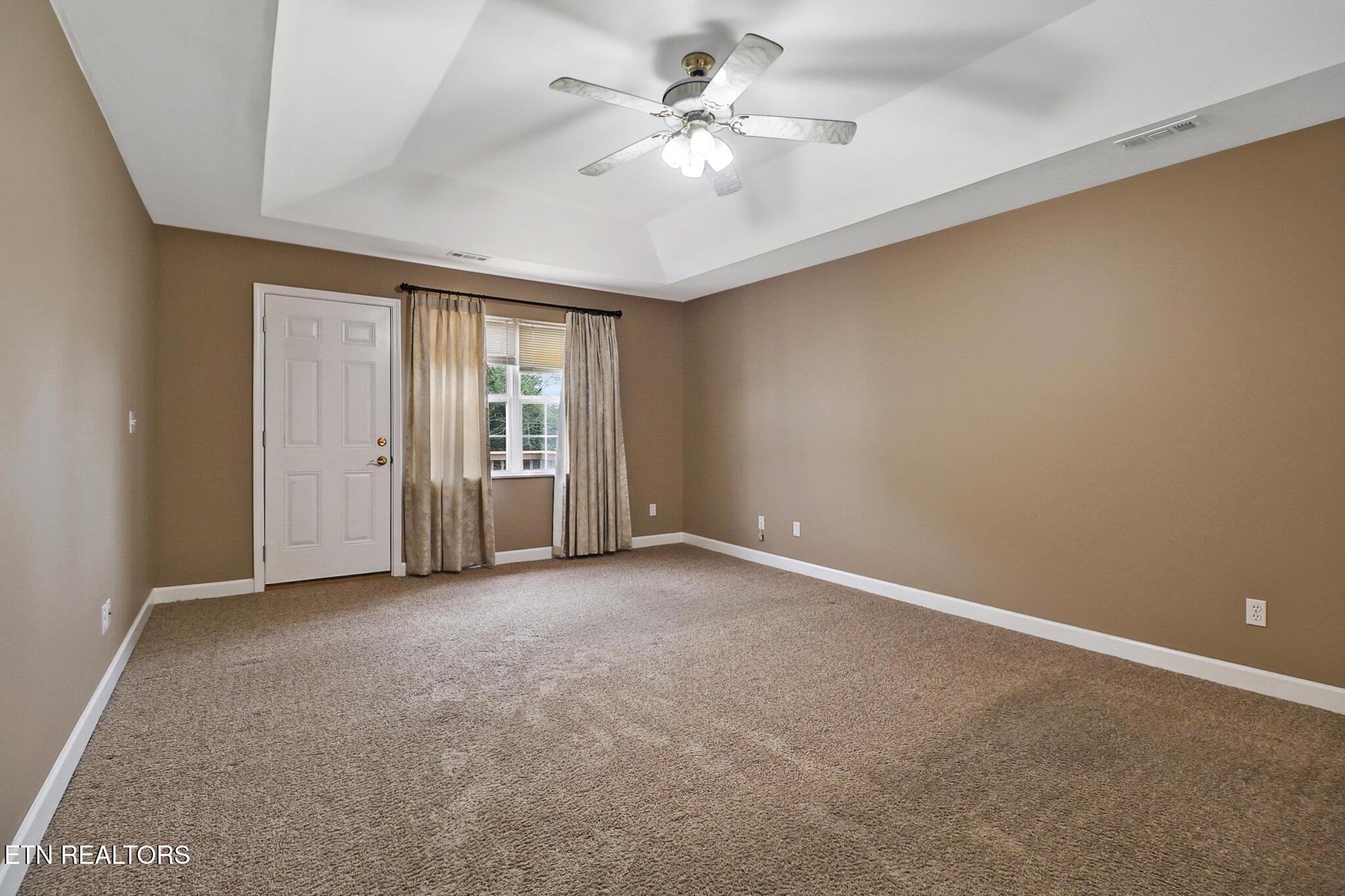 122 Twin Oaks Drive Rockwood TN 37854