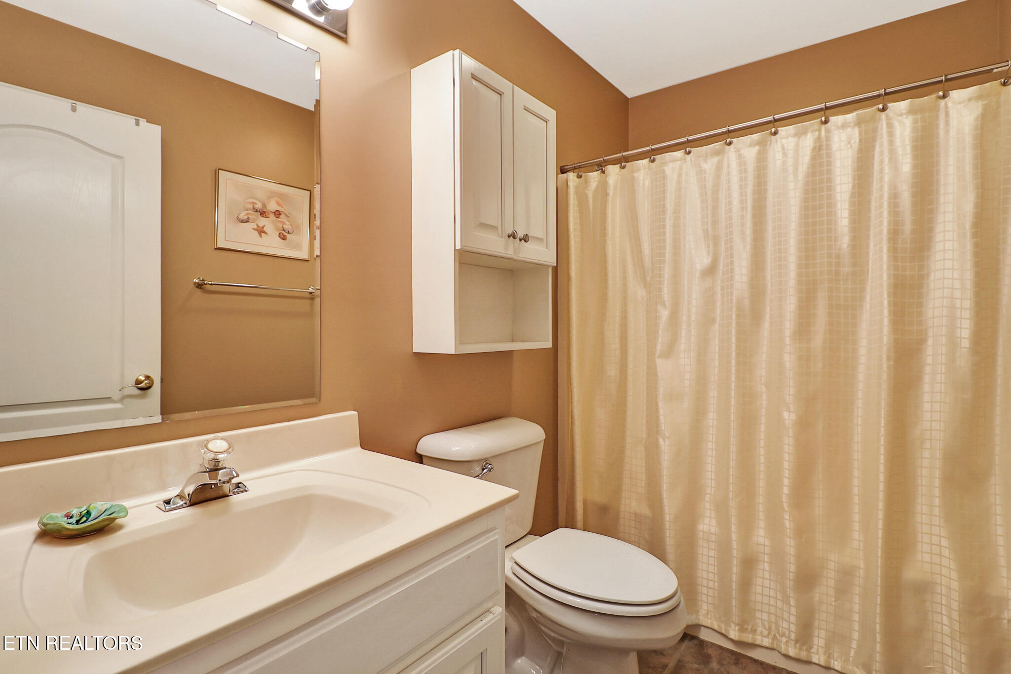 122 Twin Oaks Drive Rockwood TN 37854