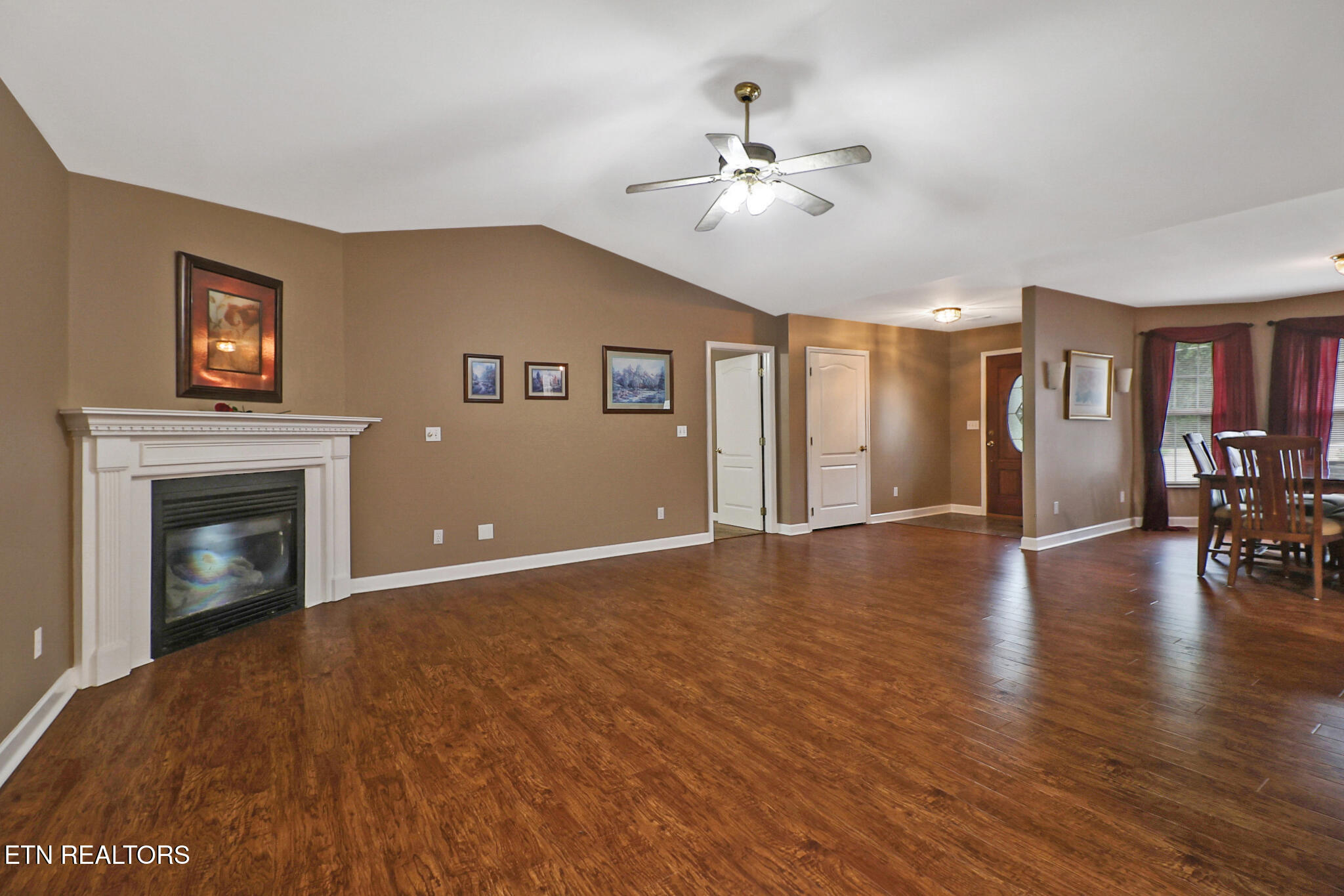 122 Twin Oaks Drive Rockwood TN 37854
