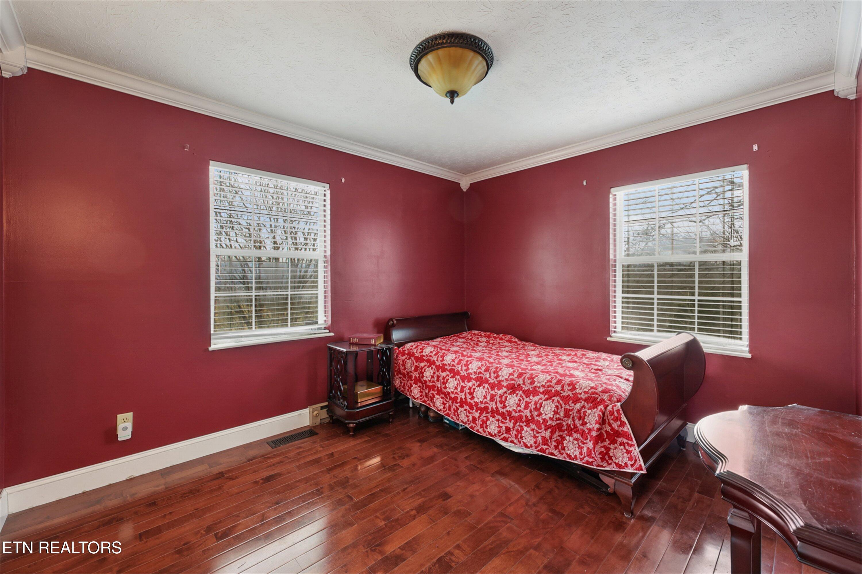 156 Hollifield Drive Jacksboro TN 37757