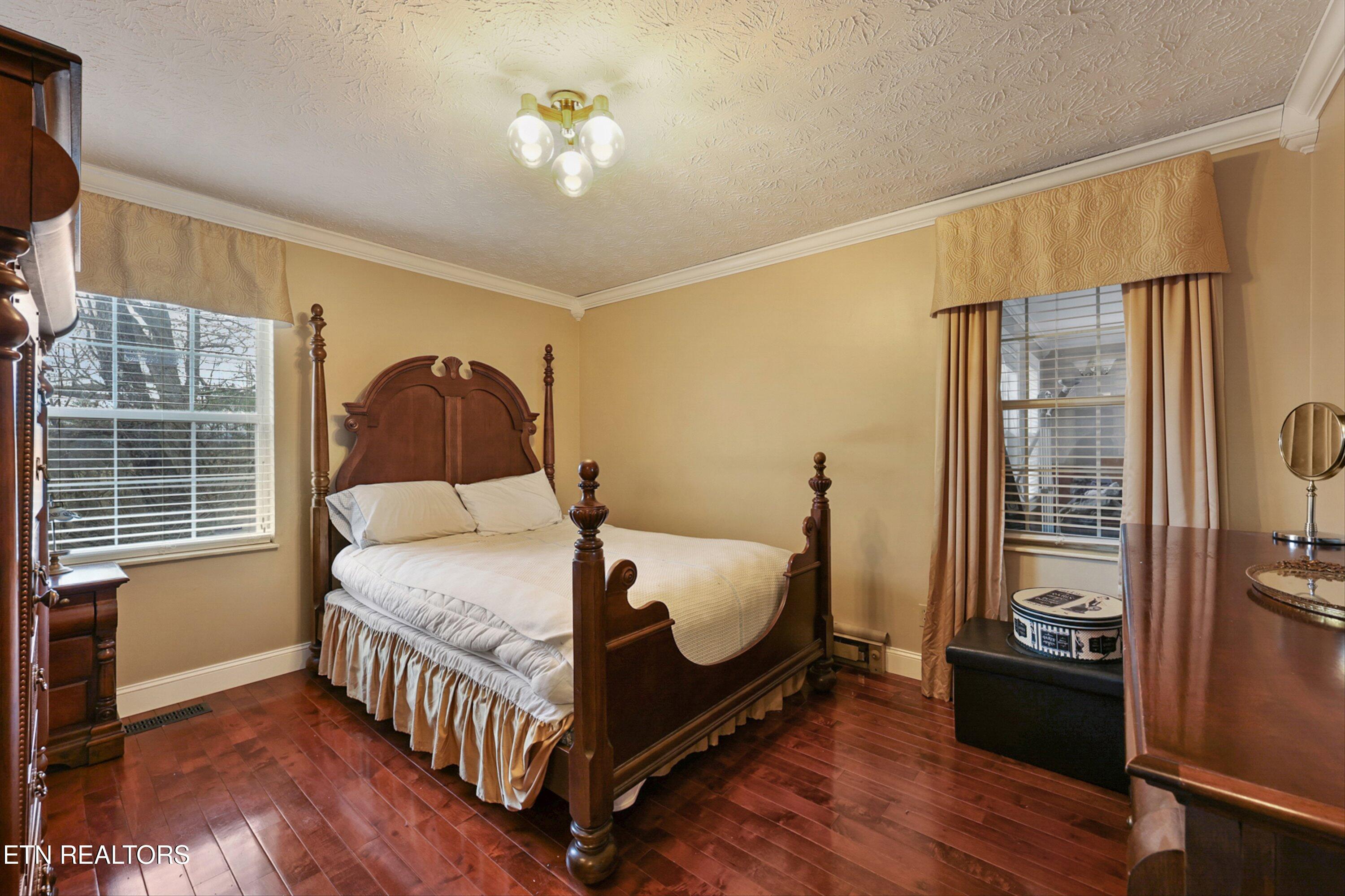 156 Hollifield Drive Jacksboro TN 37757