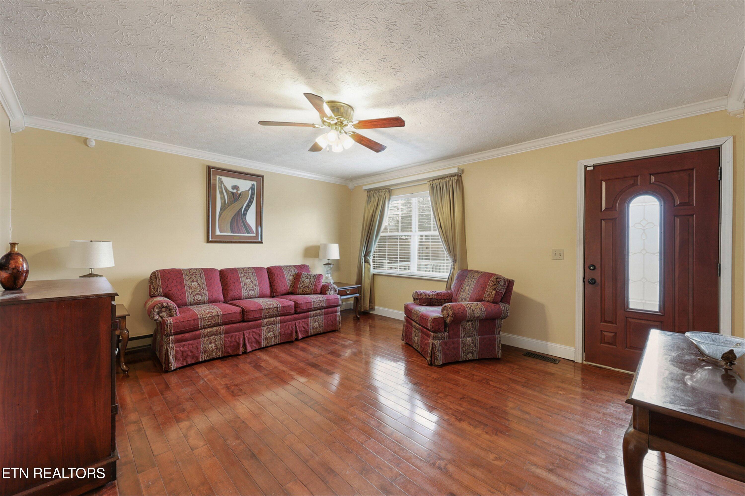 156 Hollifield Drive Jacksboro TN 37757
