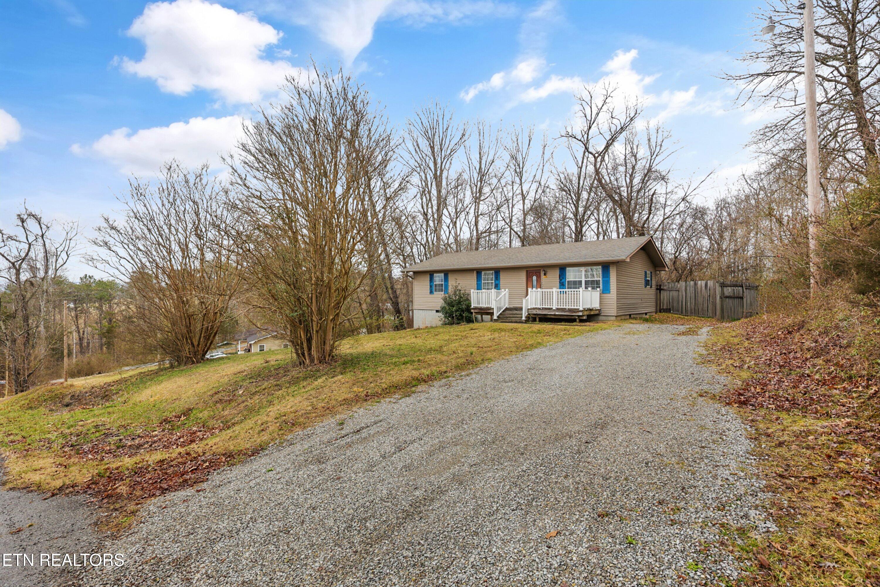 156 Hollifield Drive Jacksboro TN 37757