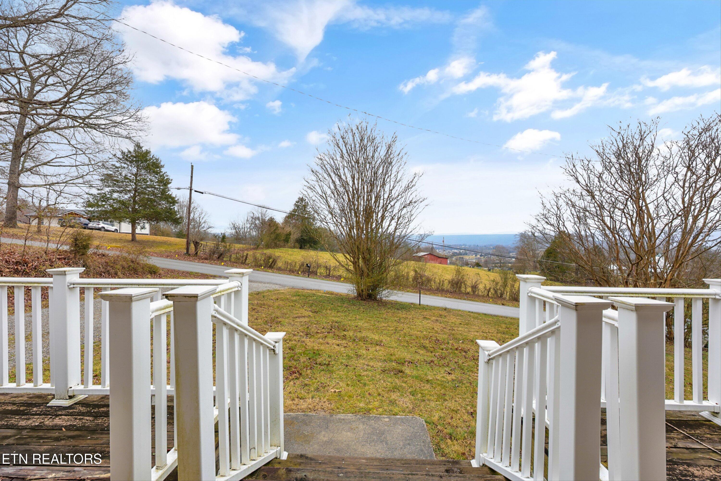 156 Hollifield Drive Jacksboro TN 37757
