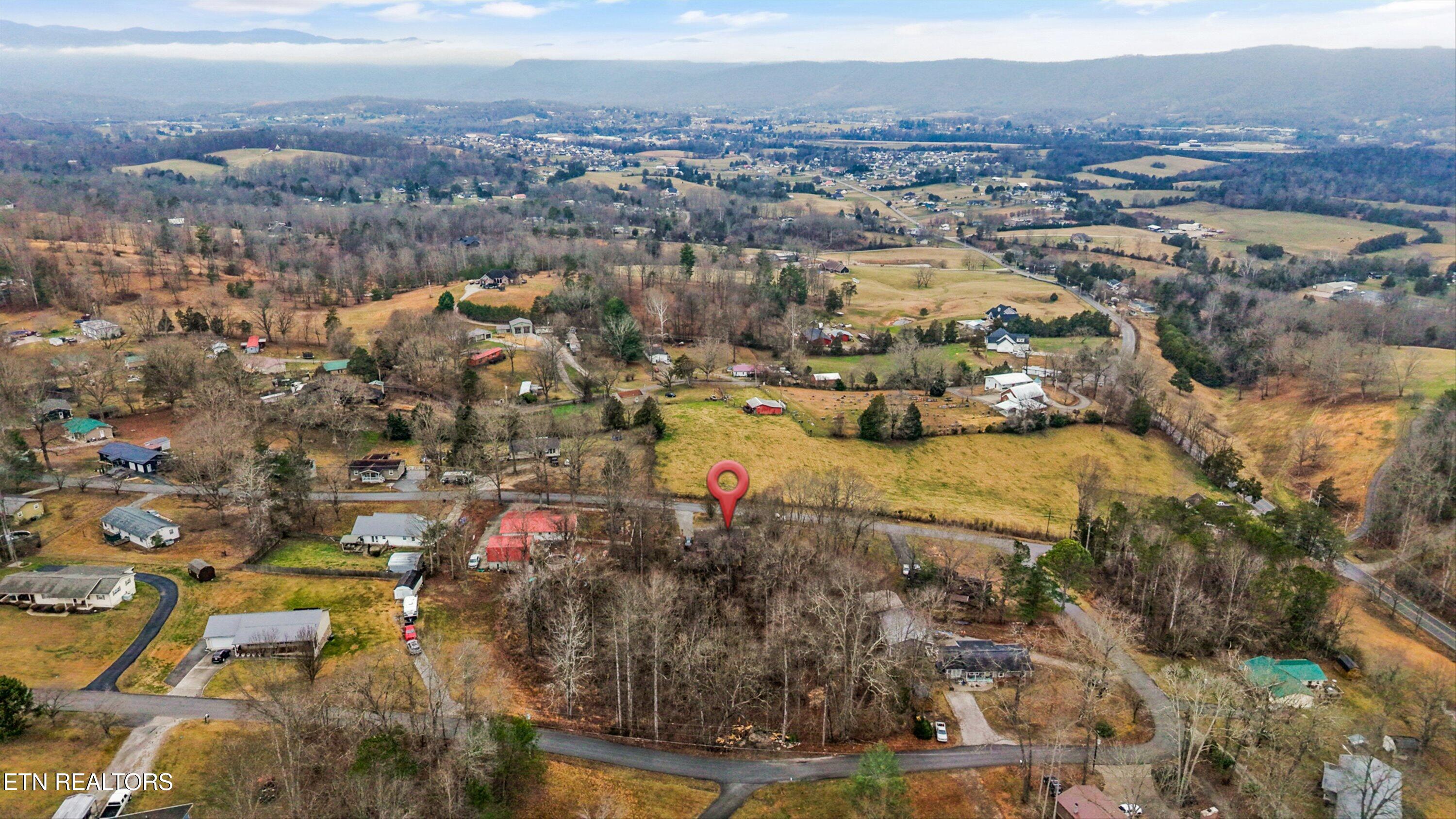 156 Hollifield Drive Jacksboro TN 37757