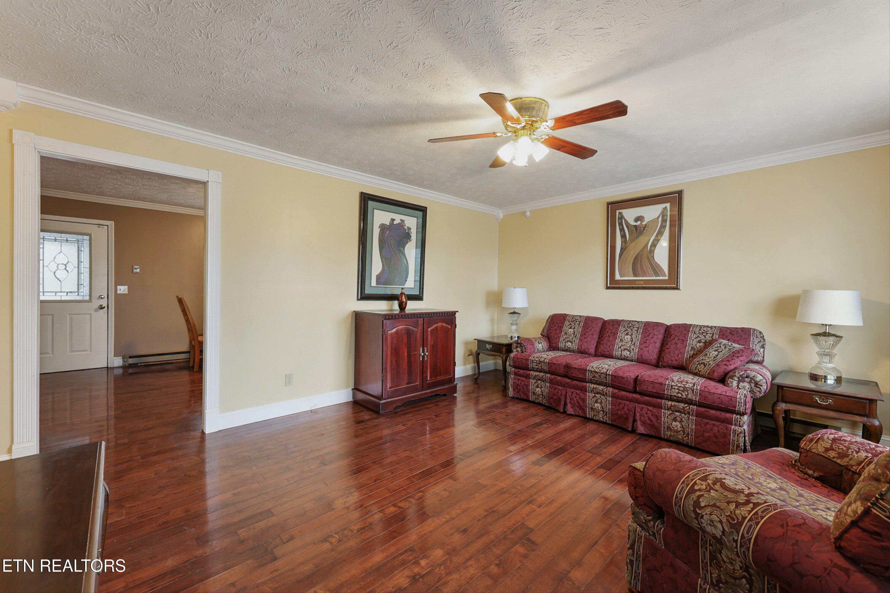 156 Hollifield Drive Jacksboro TN 37757